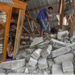 Choque entre auto y camioneta estacionada