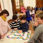 Ciclista hospitalizado por choque con automóvil