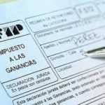 A pedido de Estados Unidos, arrestan en Canadá a la hija del fundador de Huawei y estalla la furia en China