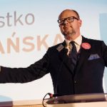 Un avión de carga se estrella en Irán y causa 15 muertos