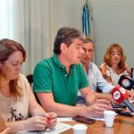 Autoridades piden preservar las costas del río