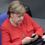 Bolsonaro quiere ley que prohíba juzgar a policías por hechos en servicio