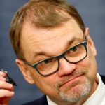 Heridos graves al chocar un auto y una moto en Banda Norte