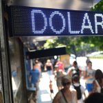 Violento arrebato de motochorros quedó grabado