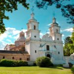 El Banco Central relajó la política monetaria y mantiene tasas altas