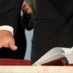 Alperovich pidió licencia a su banca pero mantendrá los fueros