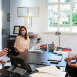 El Gobierno acordó con los docentes un aumento salarial escalonado del 34,55%