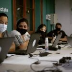 Llamosas reconoció a enfermeros y enfermeras en su día