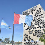 Más restricciones para quienes buscan dolarizarse