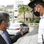 Empezó la transición y Boric promete pronto gabinete y «continuidad» en política exterior