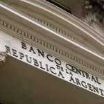 El Moulin Rouge de París sufrió la caída de sus aspas