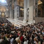 «El Papa fue el argentino más importante de la historia», dijo Milei antes de viajar a Roma
