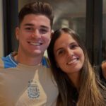 Polémica con F1: la película de Brad Pitt iba a tener a una actriz de Bridgerton en un papel protagónico pero hubo una sorpresa