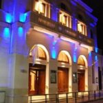 La fiscalía pidió que Cristina Fernández siga con arresto domiciliario, pero en otro lugar