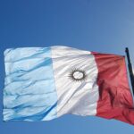 Video: la aparatosa caída del escenario de Catherine Fulop en el show de Erreway que preocupó a todos