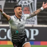 Se mantiene activo el incendio en la Quebrada del Condorito