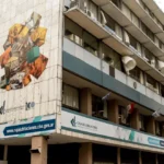 Dos jubiladas figuran como prestamistas de Adorni en la compra del departamento