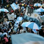 Hoy cobran los jubilados y comienza el pago de haberes a los activos provinciales