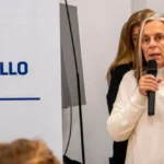 Llaryora presentó el programa de acompañamiento integral “Hola Familia”